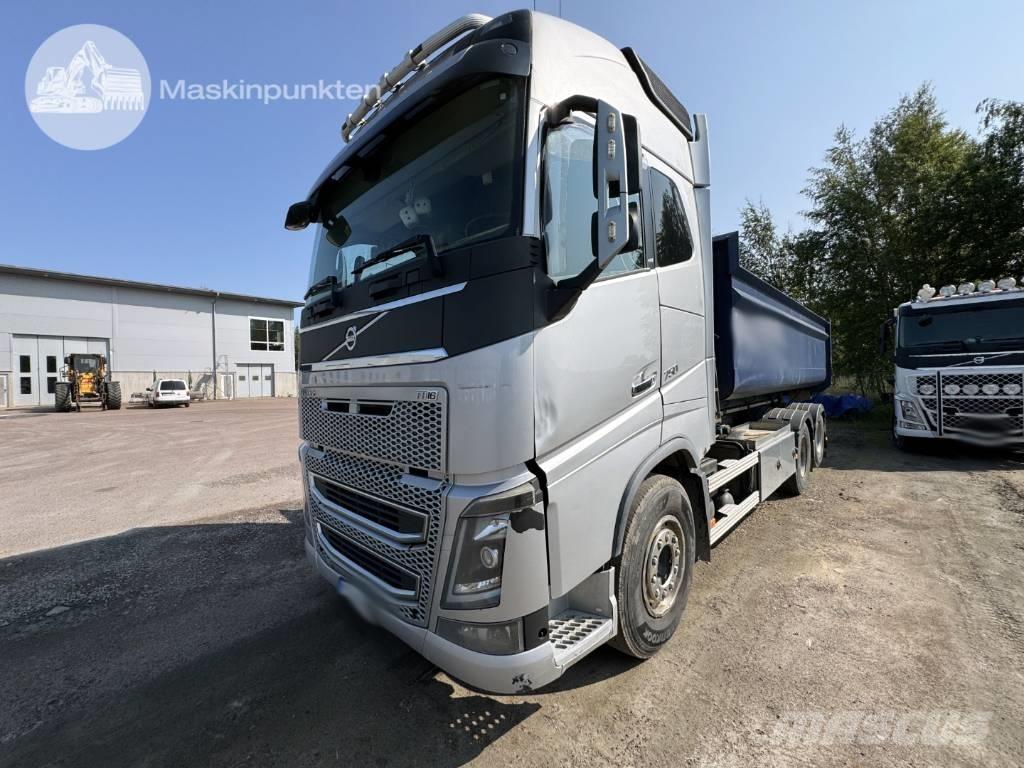 Volvo FH 16 750 Camion con gancio di sollevamento
