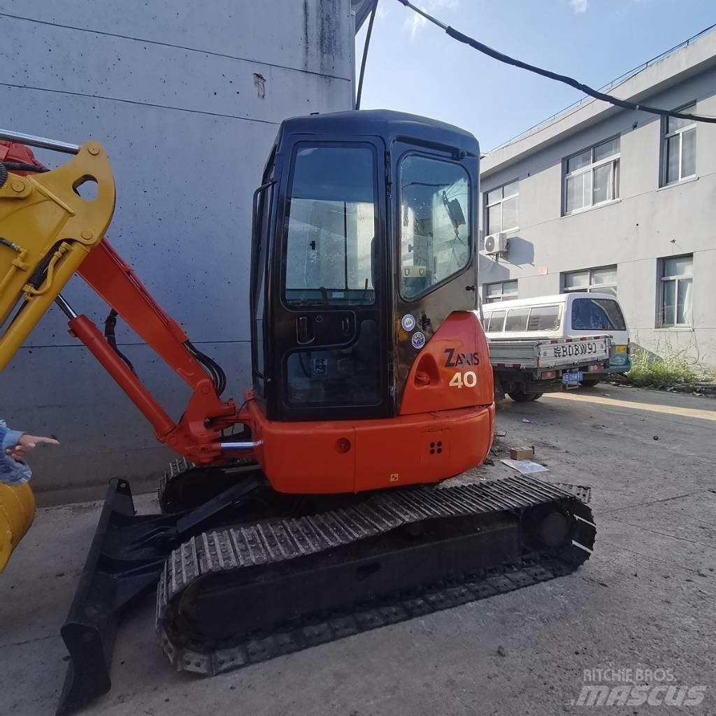 Hitachi ZX 40 U Miniescavatori