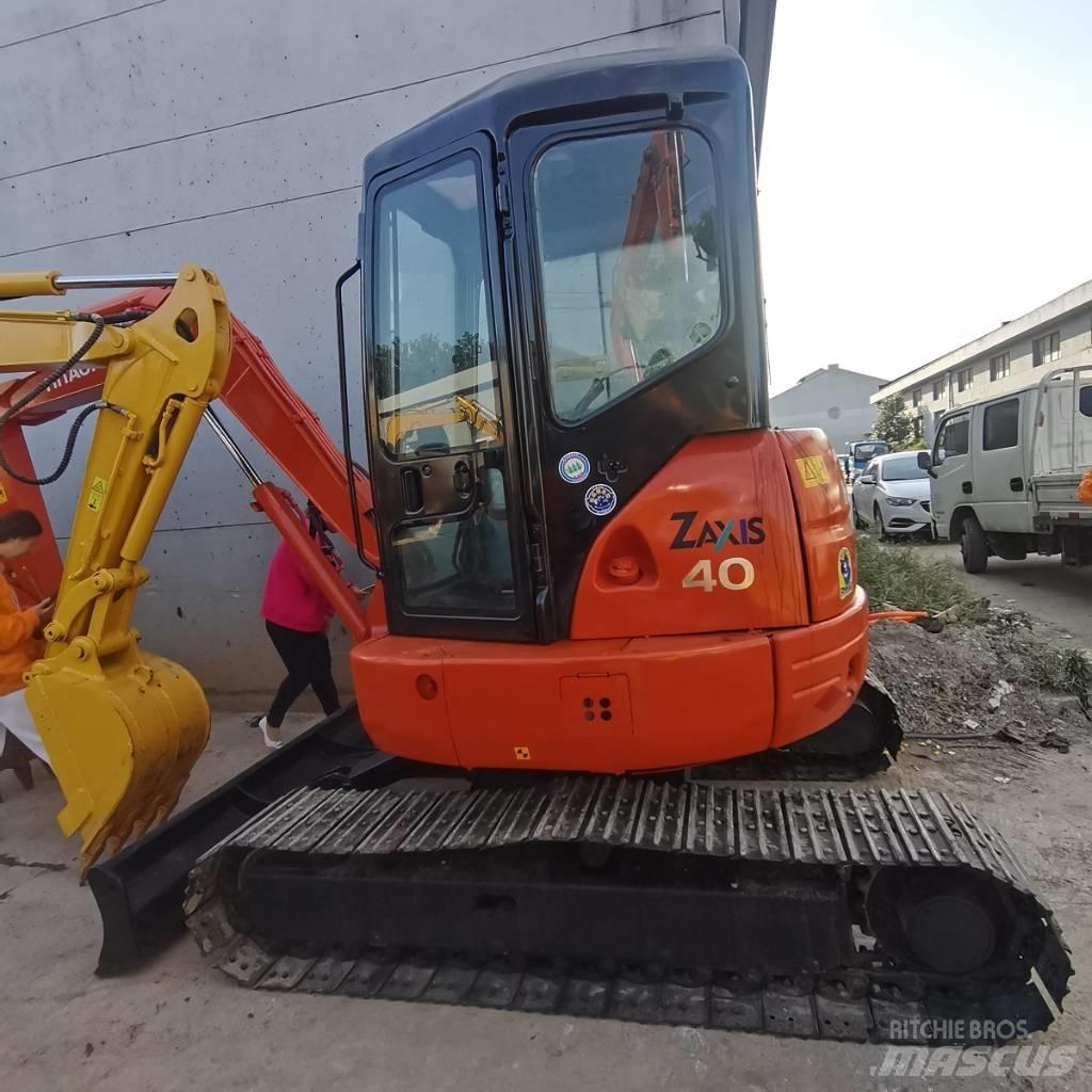 Hitachi ZX 40 U Miniescavatori