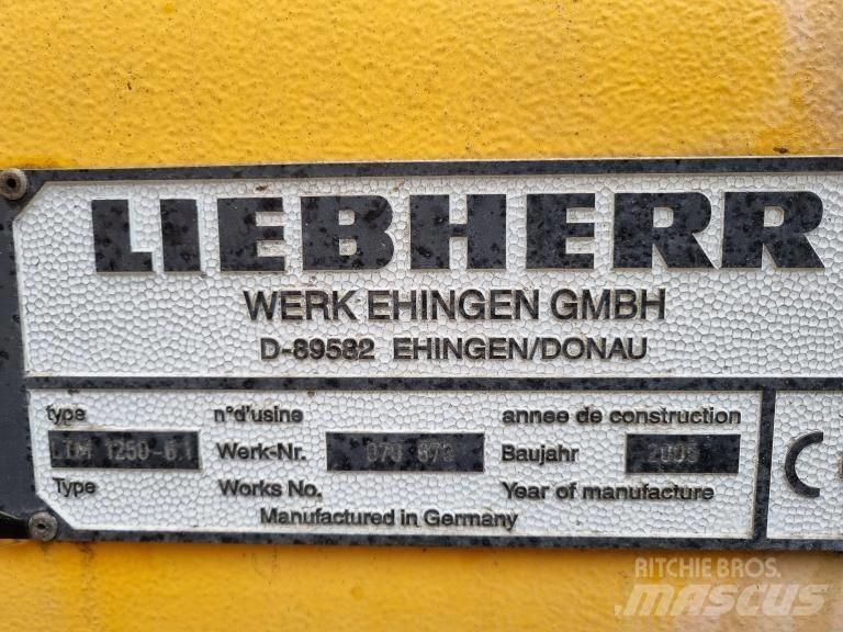 Liebherr LTM 1225 Gru per tutti i terreni