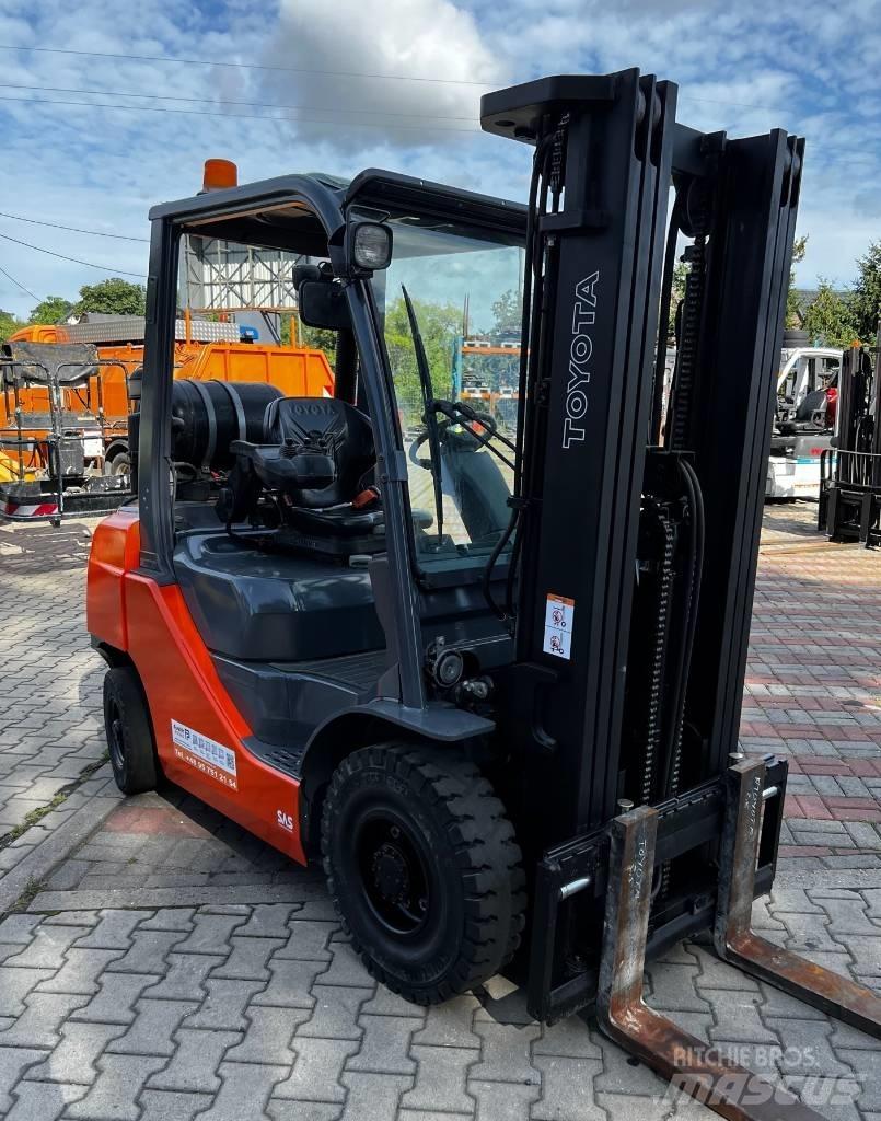 Toyota 02-8 FG F 25 Carrelli elevatori GPL