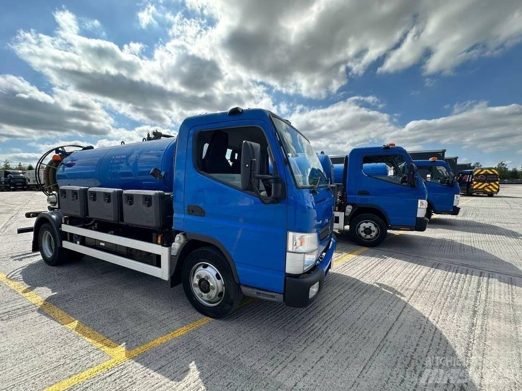 Mitsubishi Canter Camion dei rifiuti