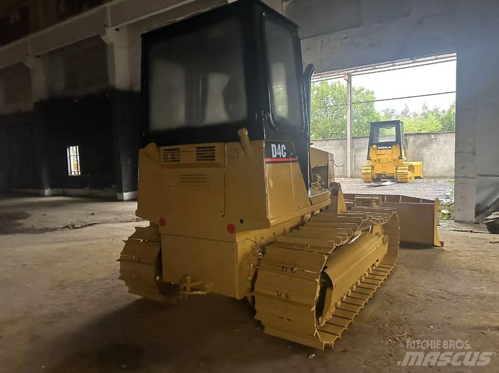 CAT D 4 C Dozer cingolati