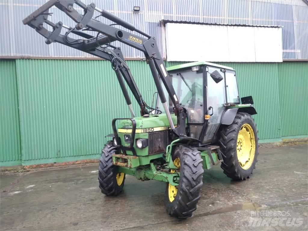 John Deere 1850 Trattori