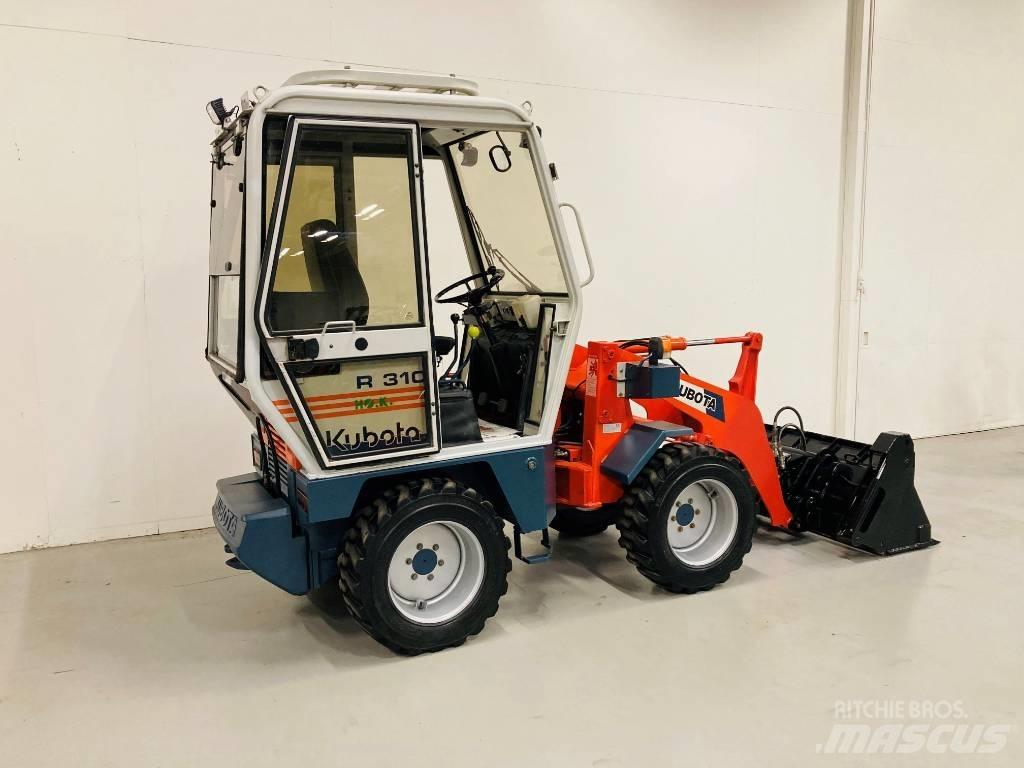 Kubota R 310 Pale gommate