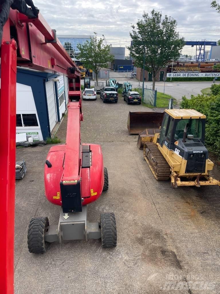 JLG 800 AJ Piattaforme a braccio articolato