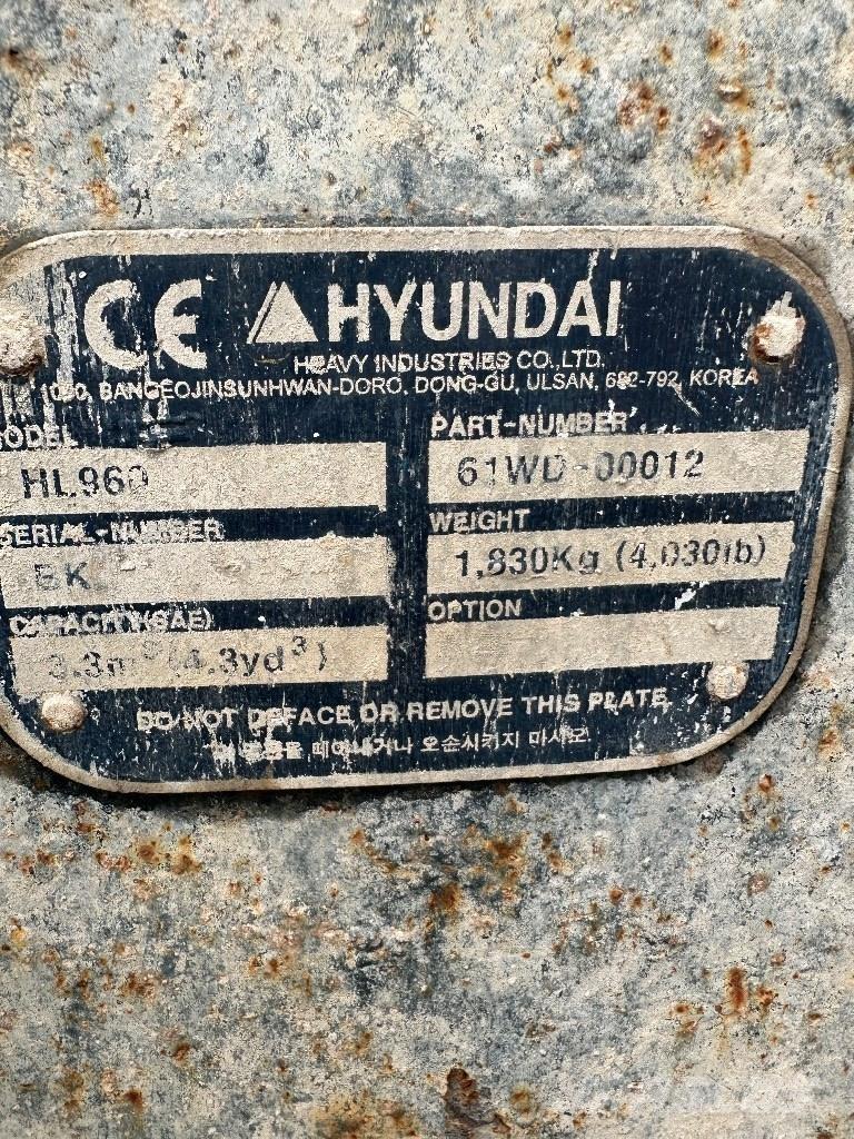Hyundai HL 960 Pale gommate