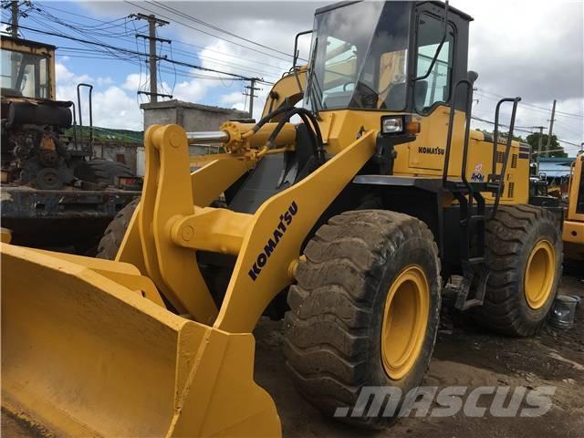 Komatsu WA 380 Pale gommate