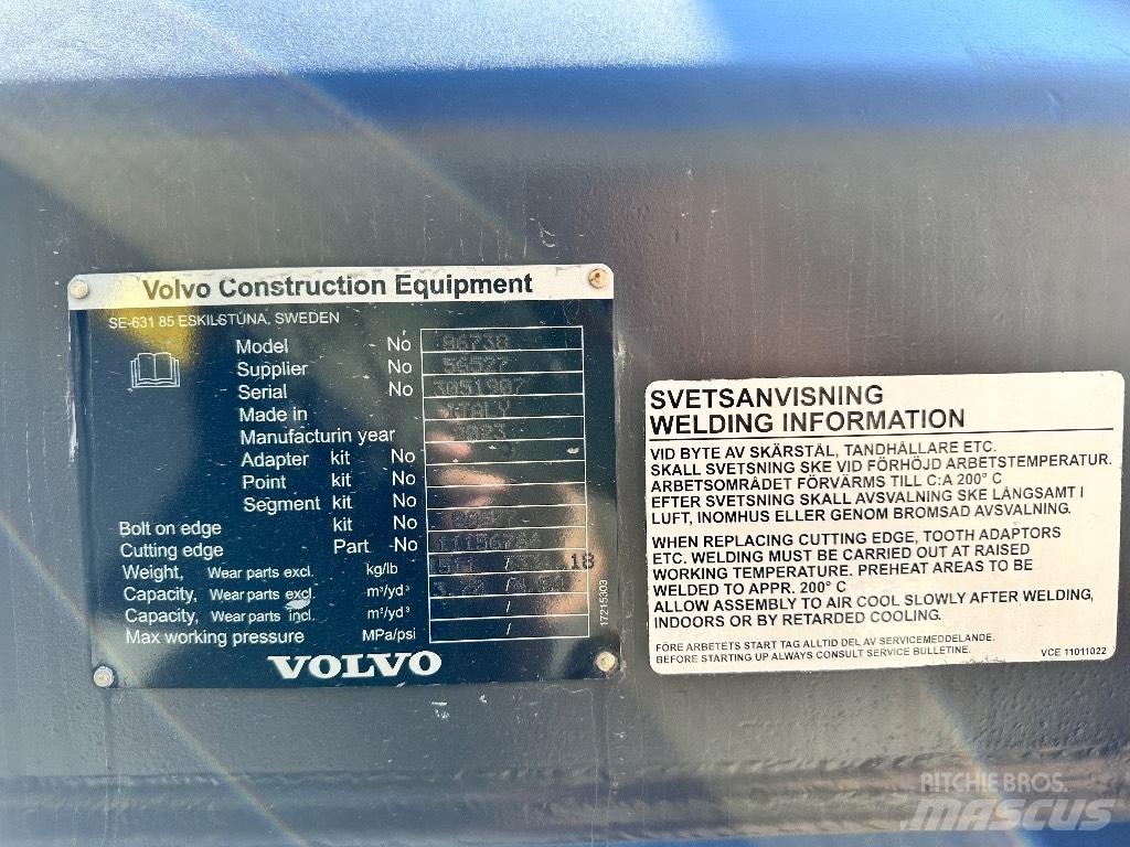 Volvo L110H 2024 Pale gommate