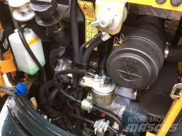 Hyundai R25 AK Miniescavatori