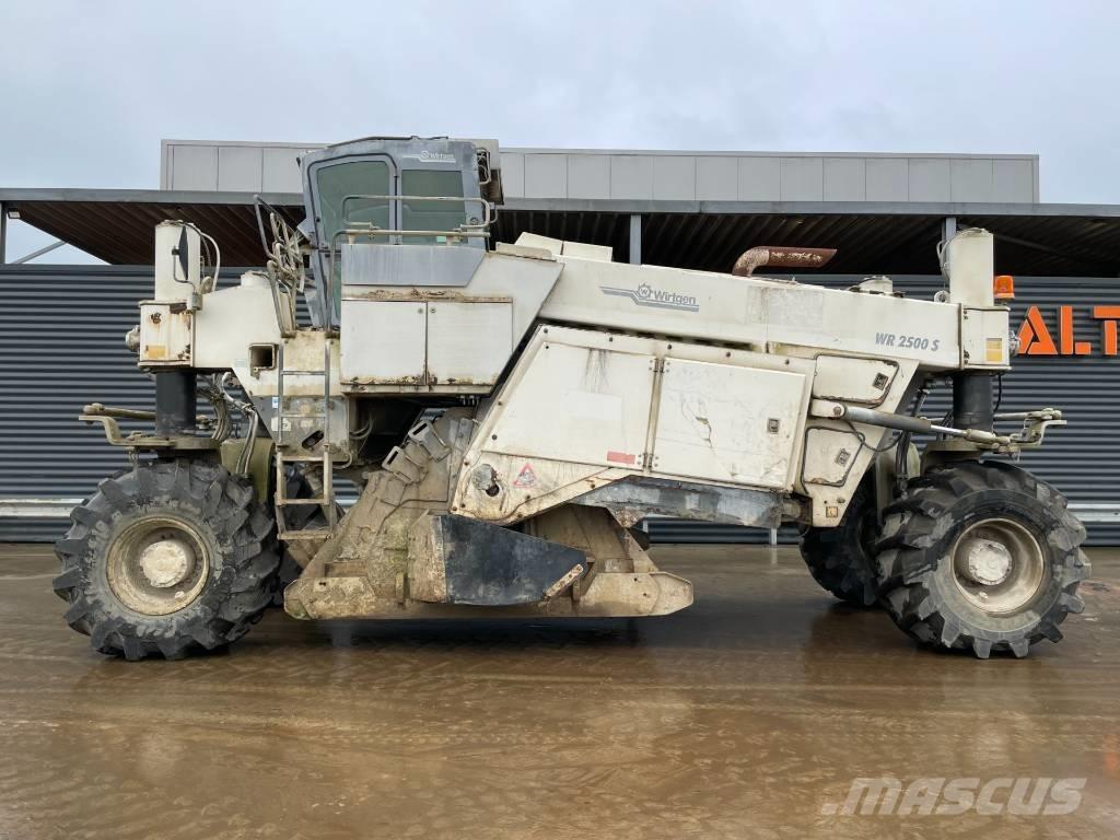 Wirtgen WR 2500S Riciclatori d'asfalto