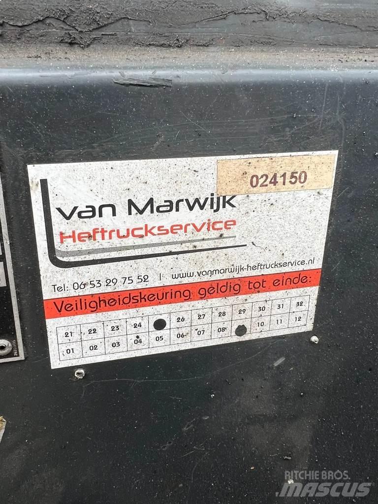 Linde E30-01 Carrelli elevatori elettrici