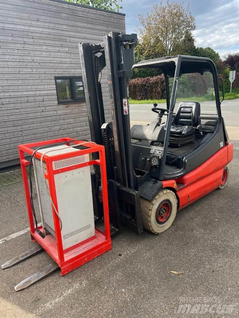 Linde E30-01 Carrelli elevatori elettrici