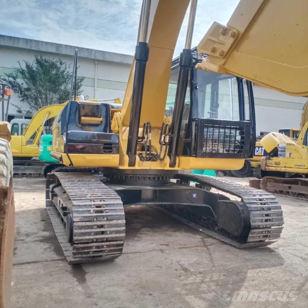 CAT 330 D Escavatori cingolati