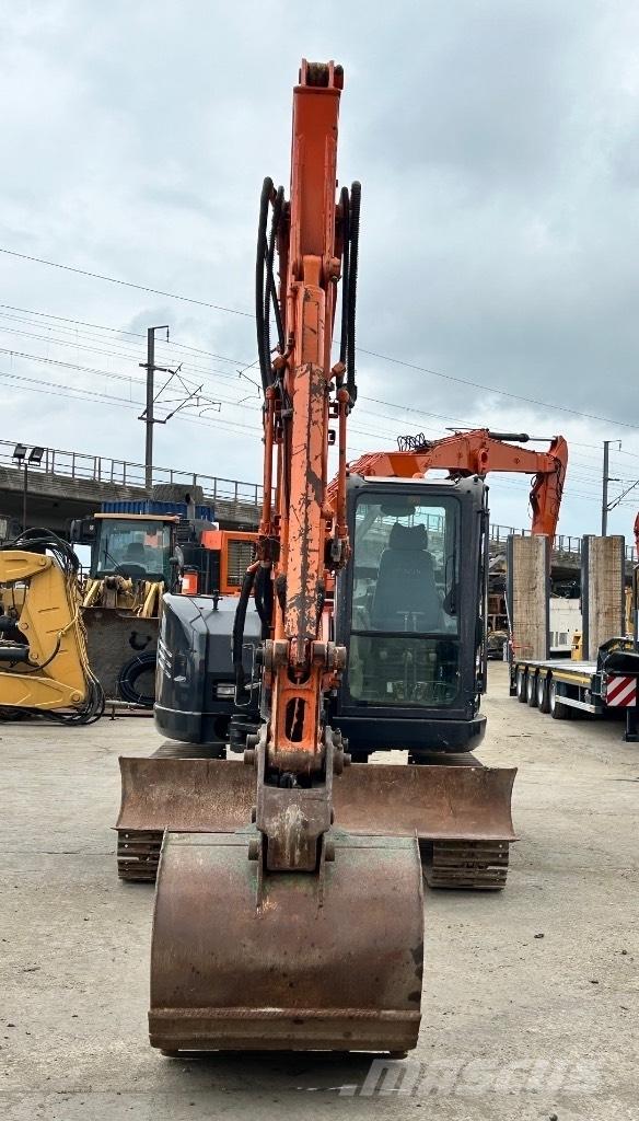 Hitachi Zaxis 85 USB Escavatori medi 7t - 12t