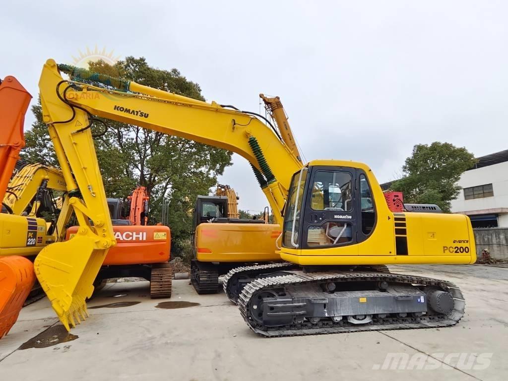 Komatsu PC 200-6 Escavatori cingolati