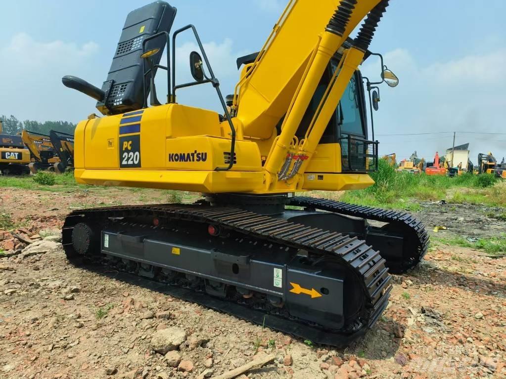 Komatsu PC 220-8 Escavatori cingolati