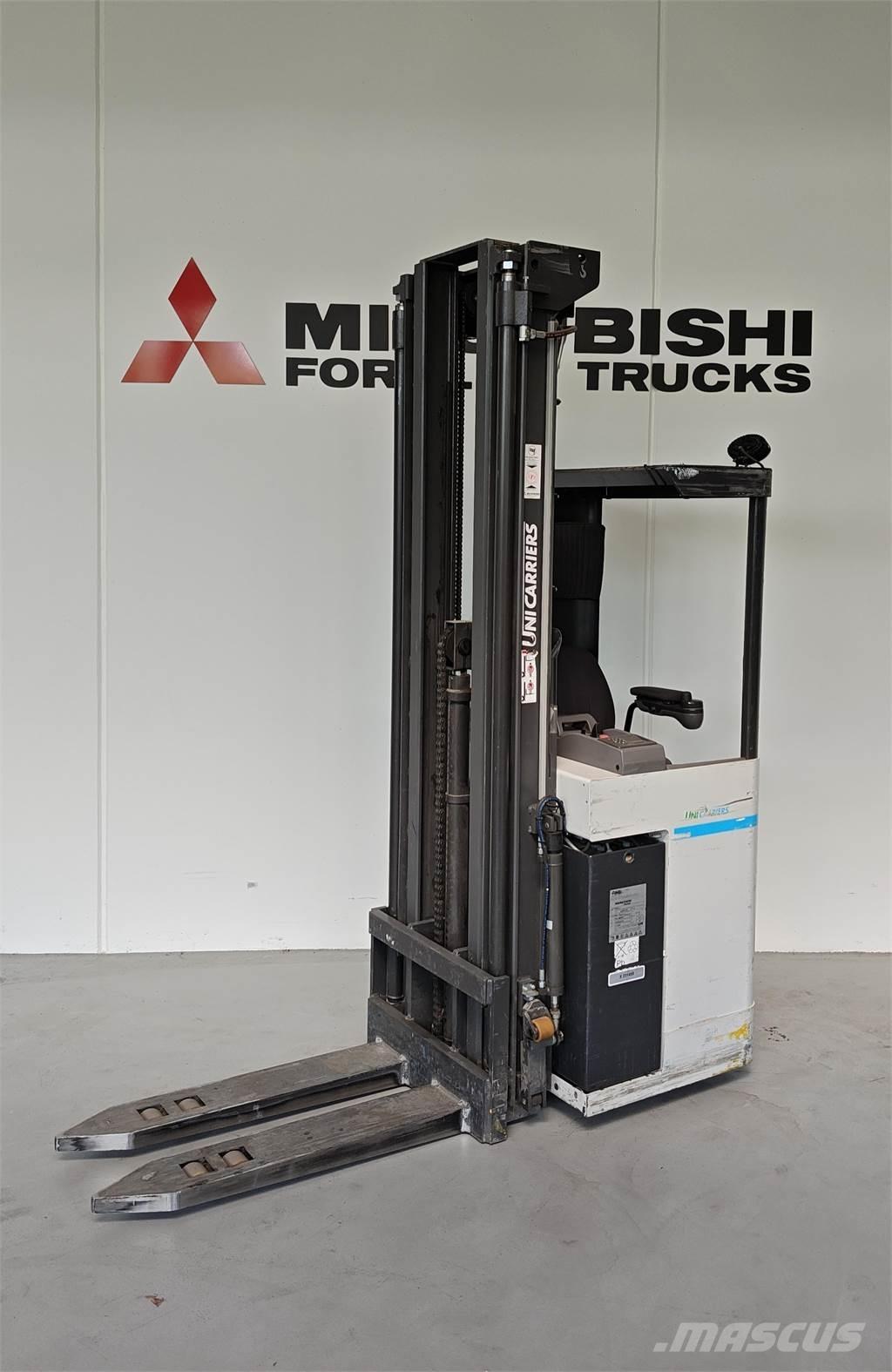 Atlet XSN160 Carrelli elevatori bassi a piattaforma