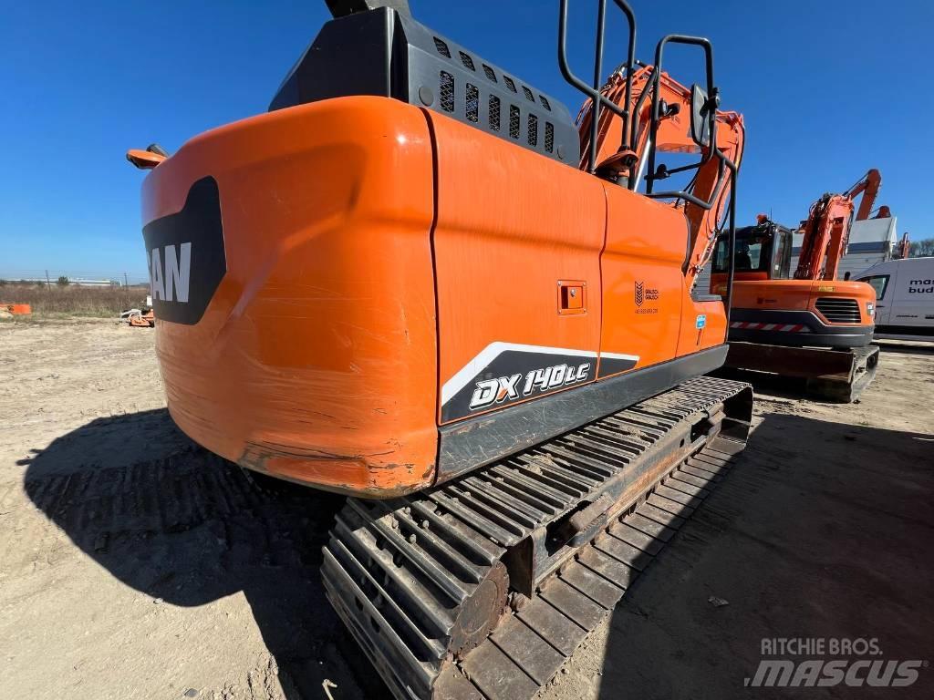 Doosan DX140LC-7 Escavatori cingolati