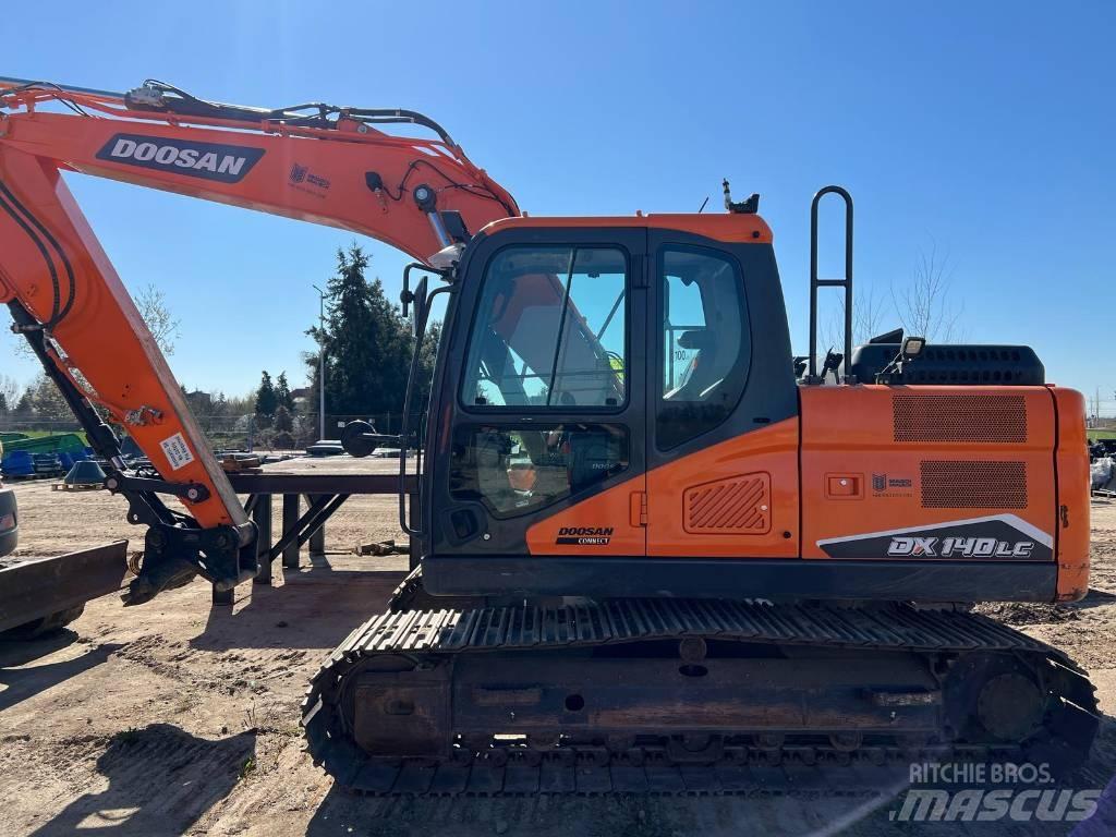 Doosan DX140LC-7 Escavatori cingolati