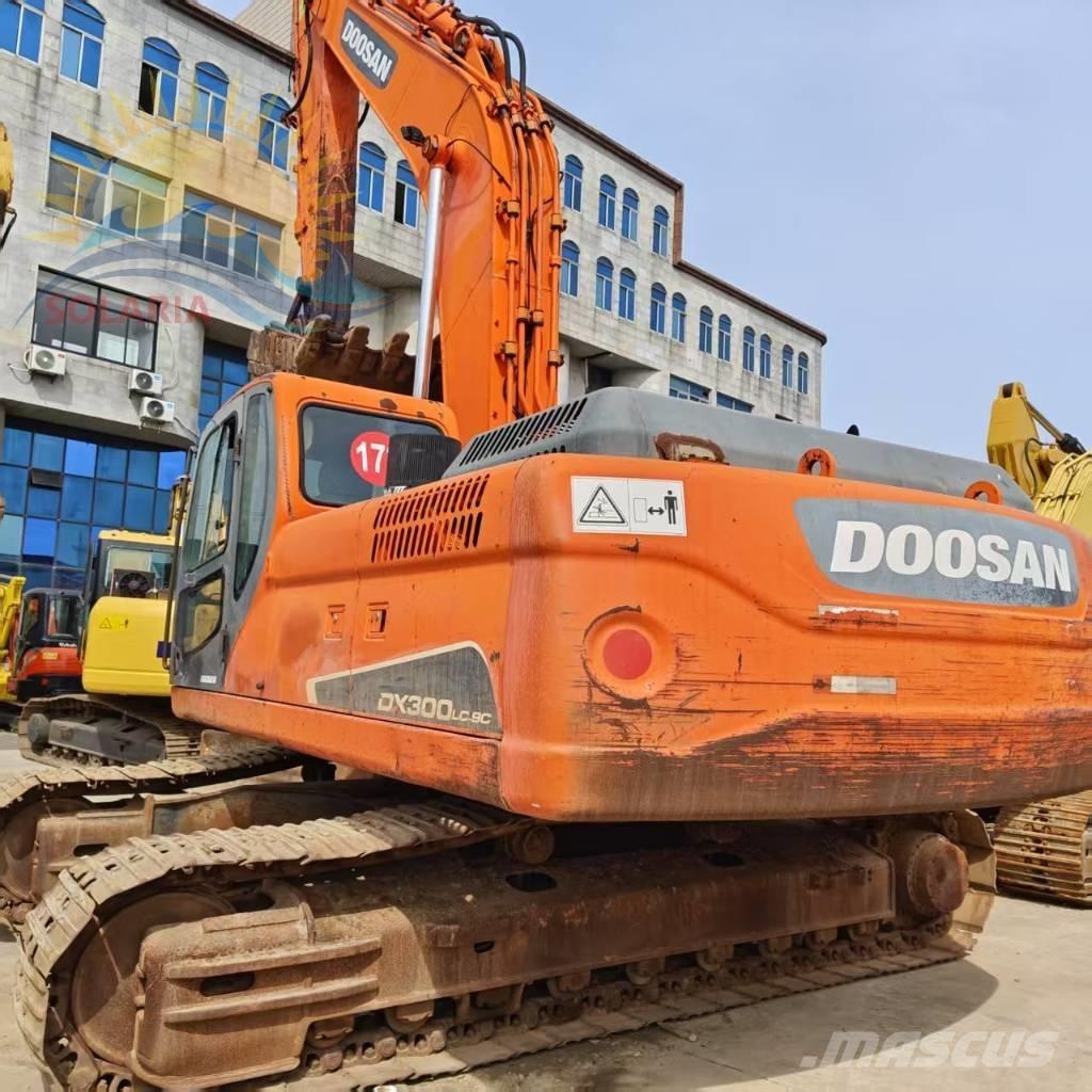 Doosan DX300LC Escavatori cingolati