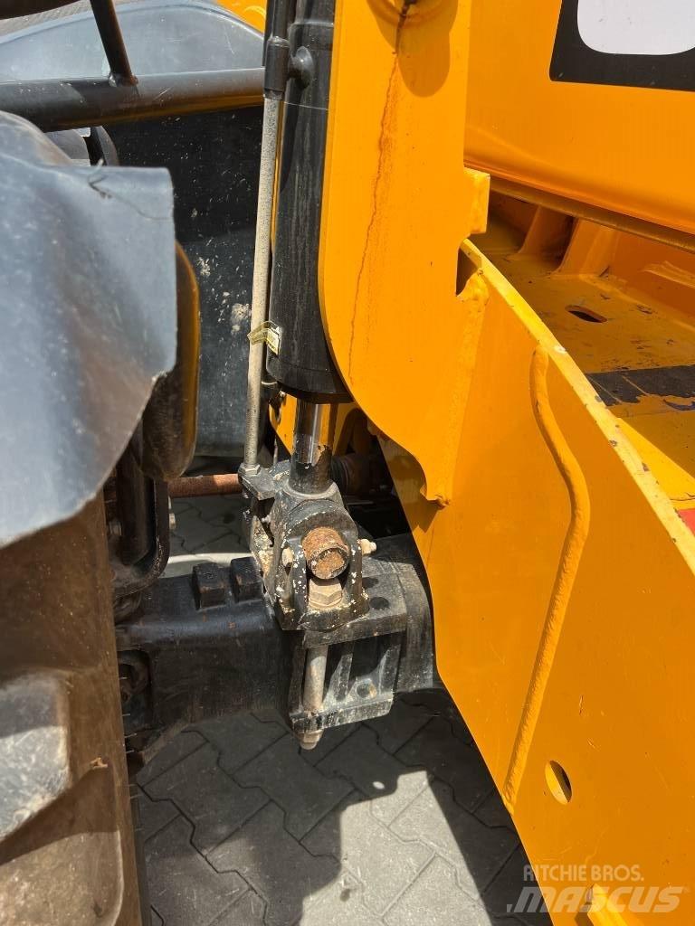 JCB 540-140 Sollevatori telescopici