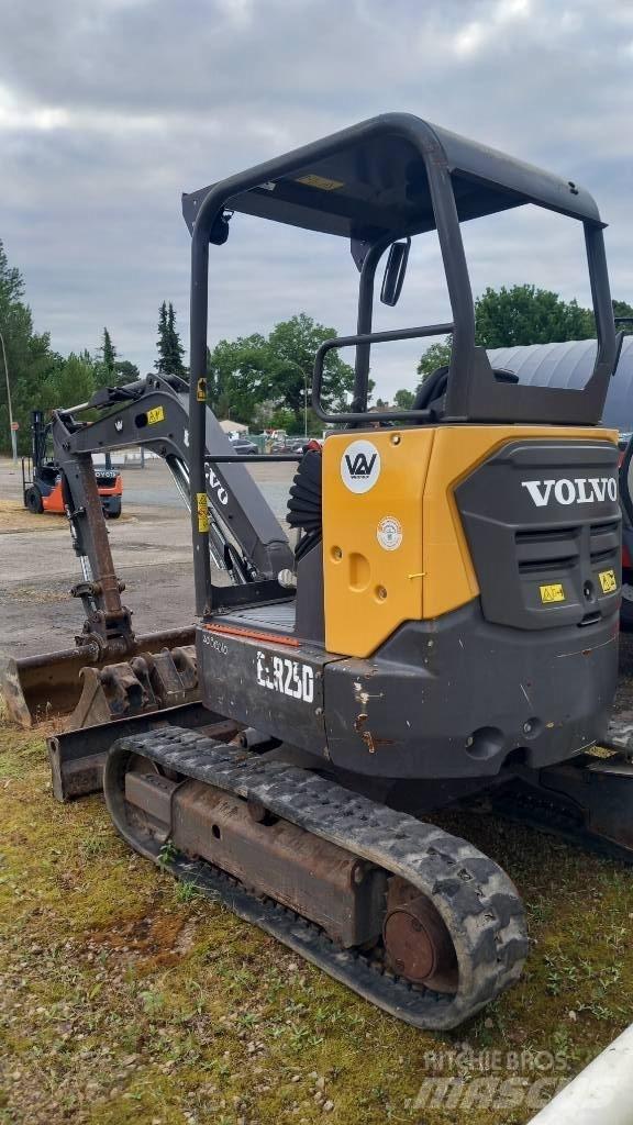 Volvo ECR 25 D Miniescavatori