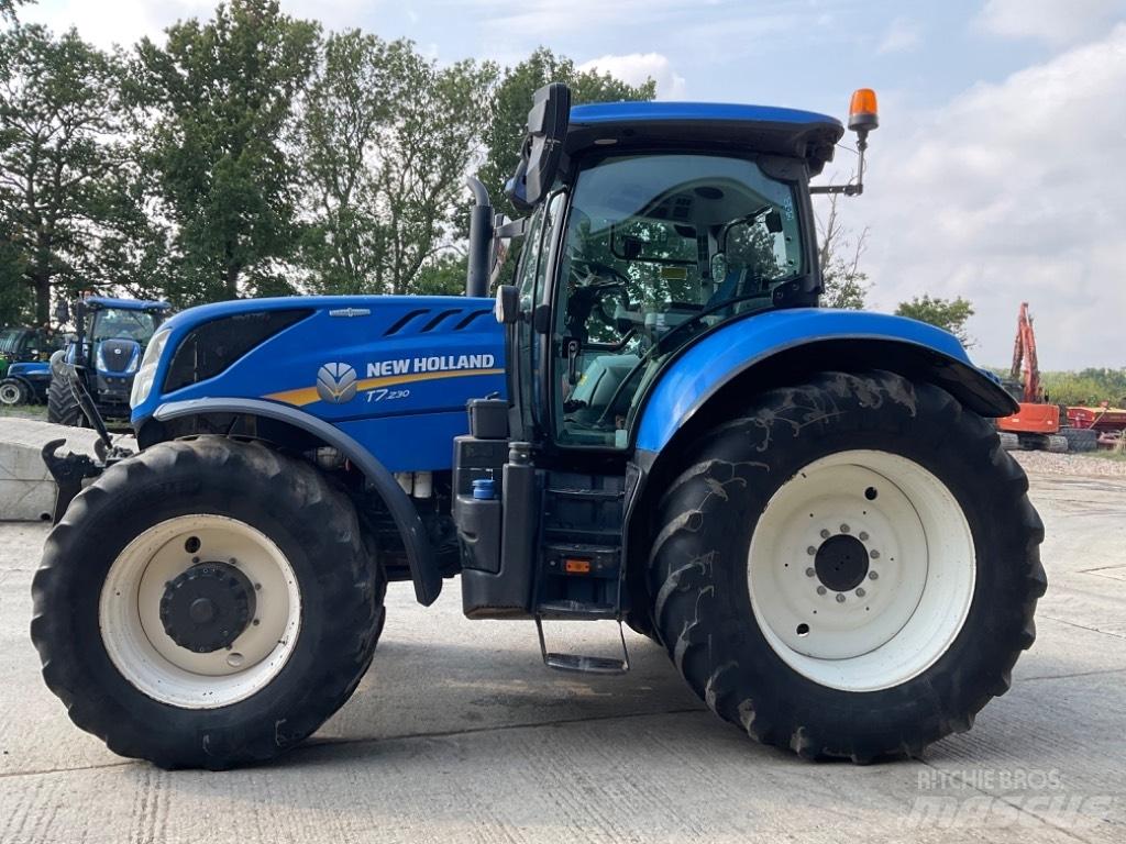 New Holland T 7.230 Trattori