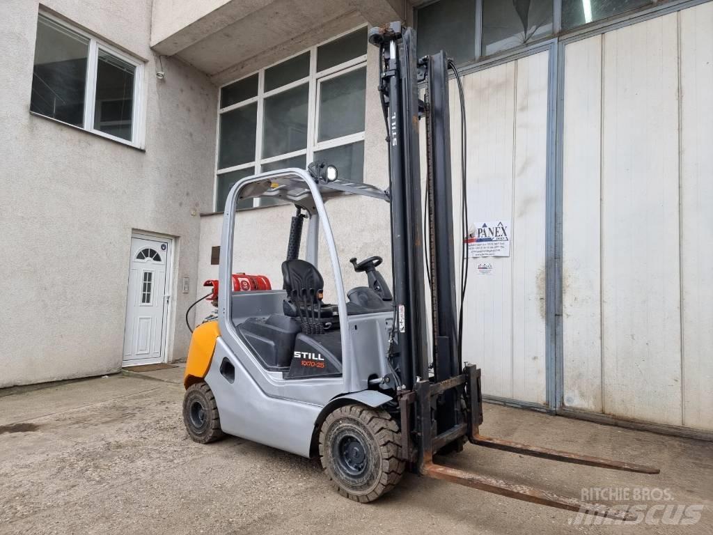 Still RX70-25T Carrelli elevatori GPL