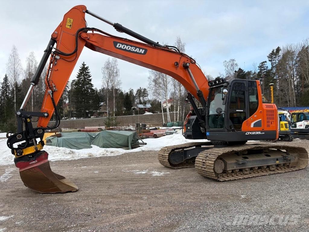 Doosan DX 235 LCR-5 Escavatori cingolati