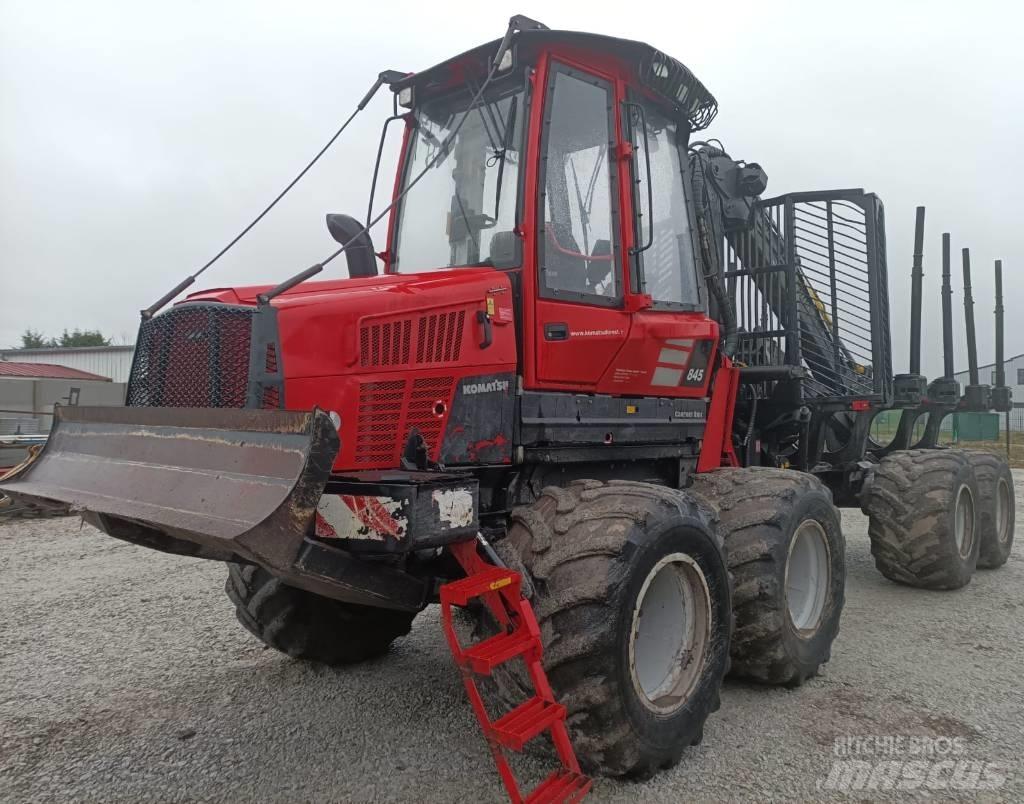 Komatsu 845 Forwarder