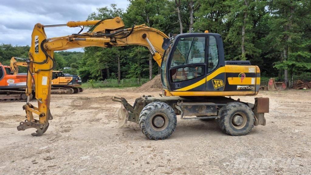 JCB JS 130 W Escavatori gommati