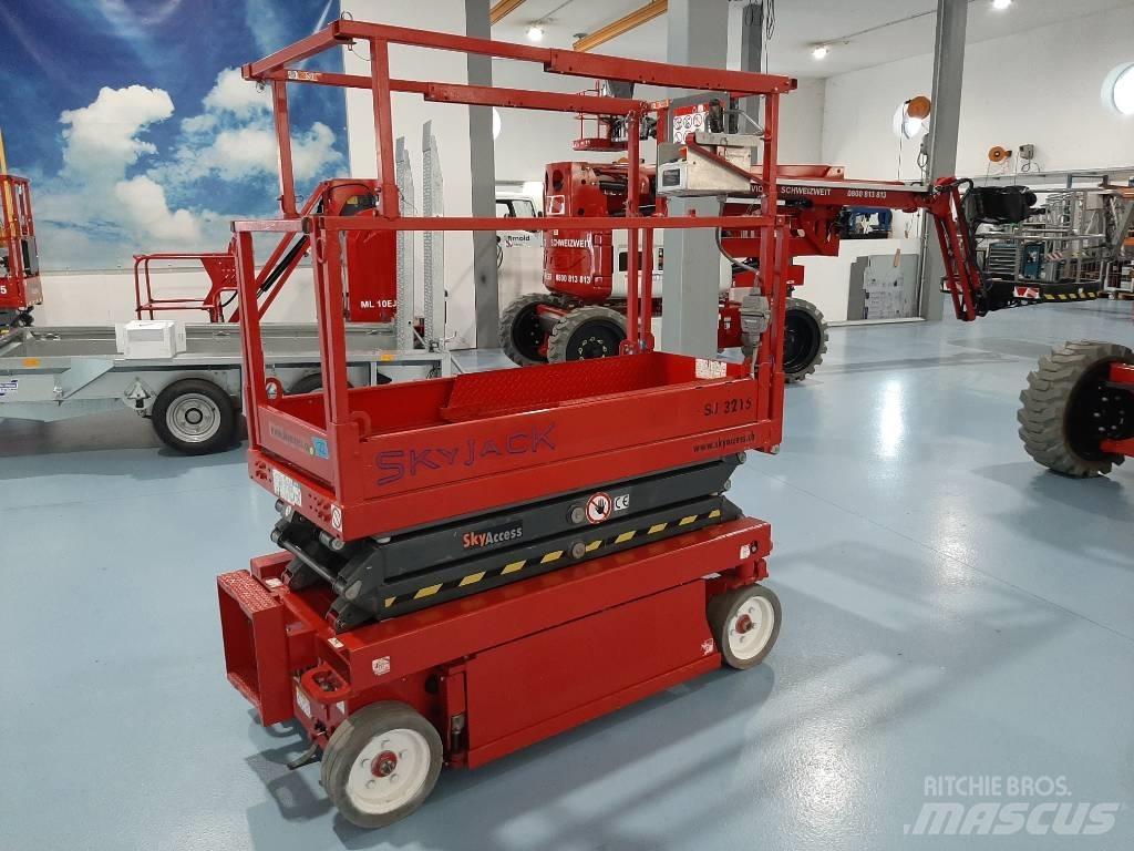 SkyJack SJIII 3215 Piattaforme a pantografo