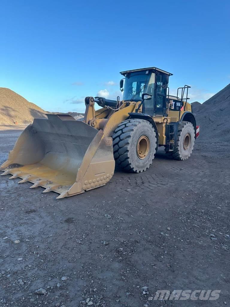 CAT 966 K Pale gommate