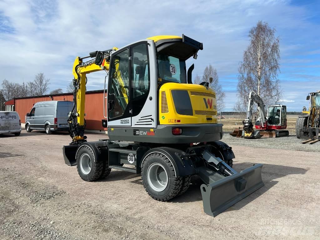 Wacker Neuson EW65 Escavatori gommati