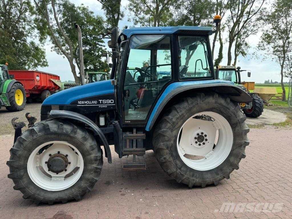 New Holland TS90 Trattori