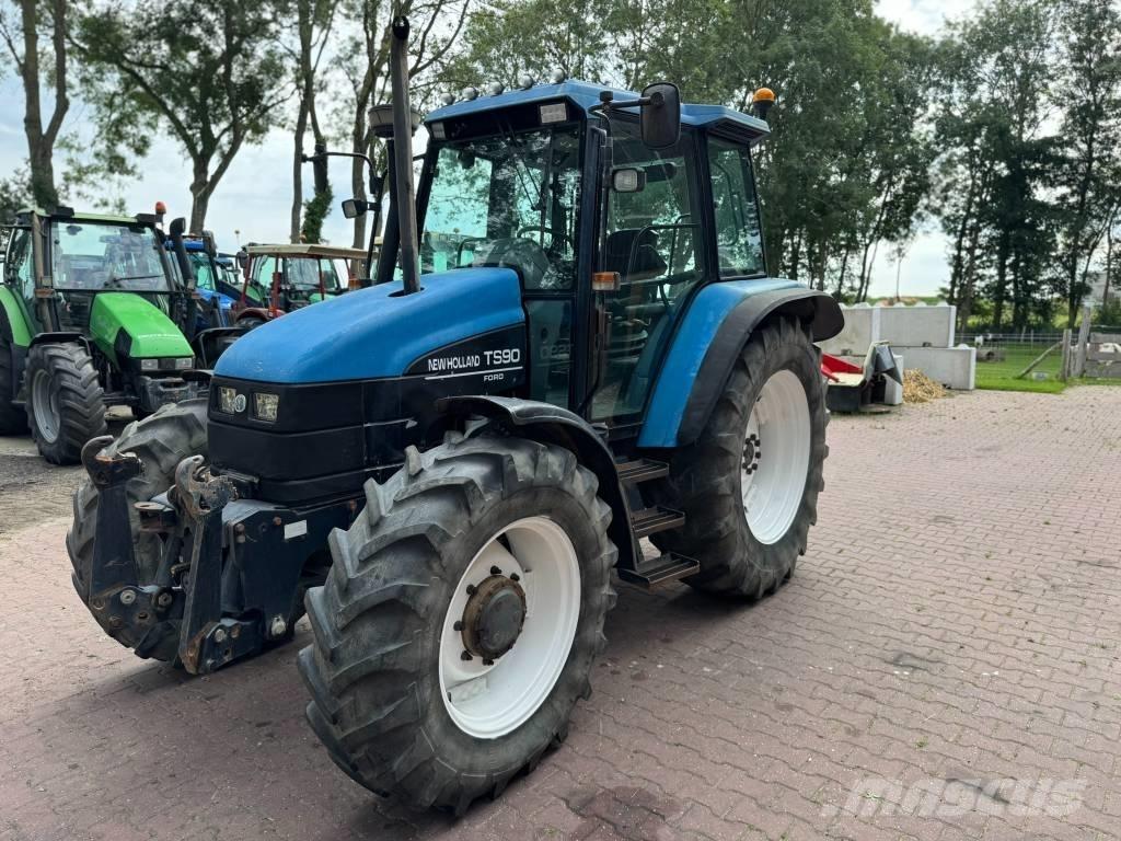 New Holland TS90 Trattori