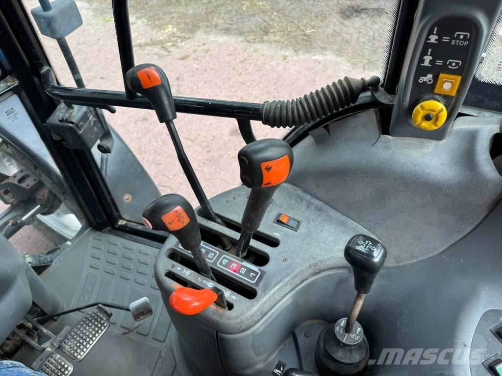 New Holland TS90 Trattori