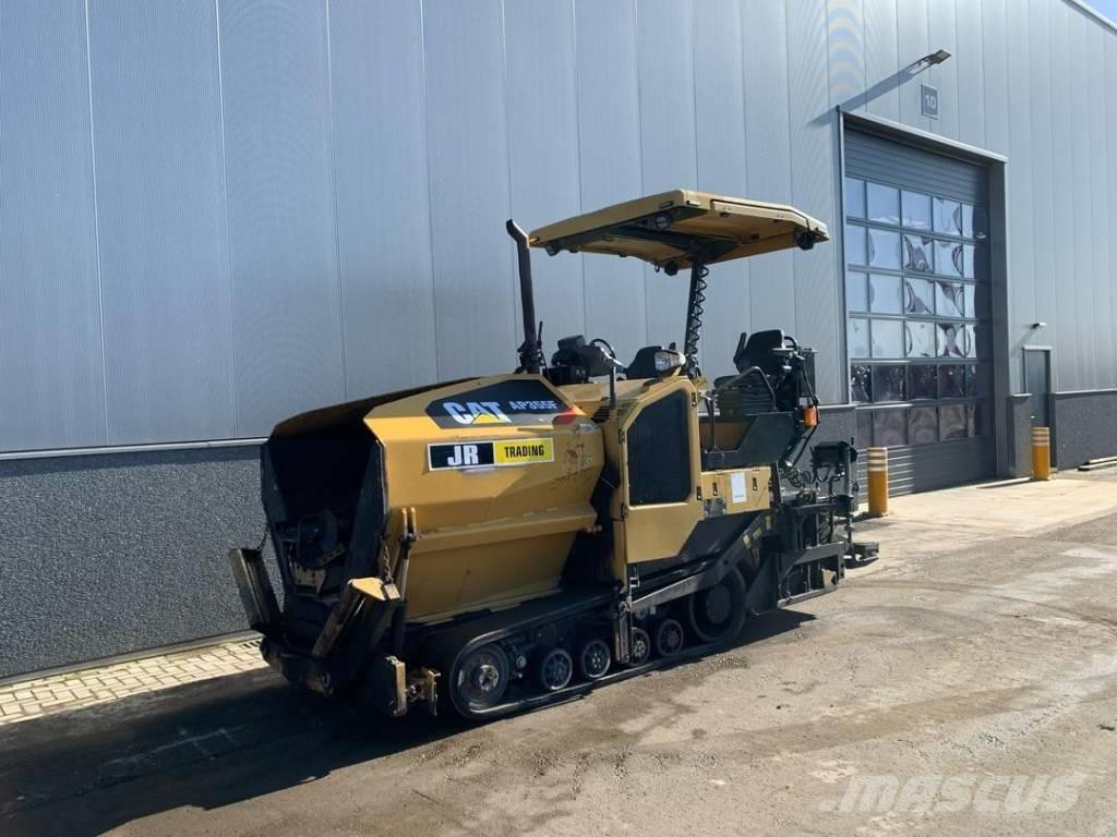 CAT AP355F Finitrici