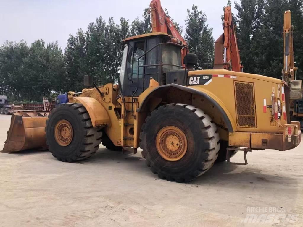 CAT 980 H Pale gommate