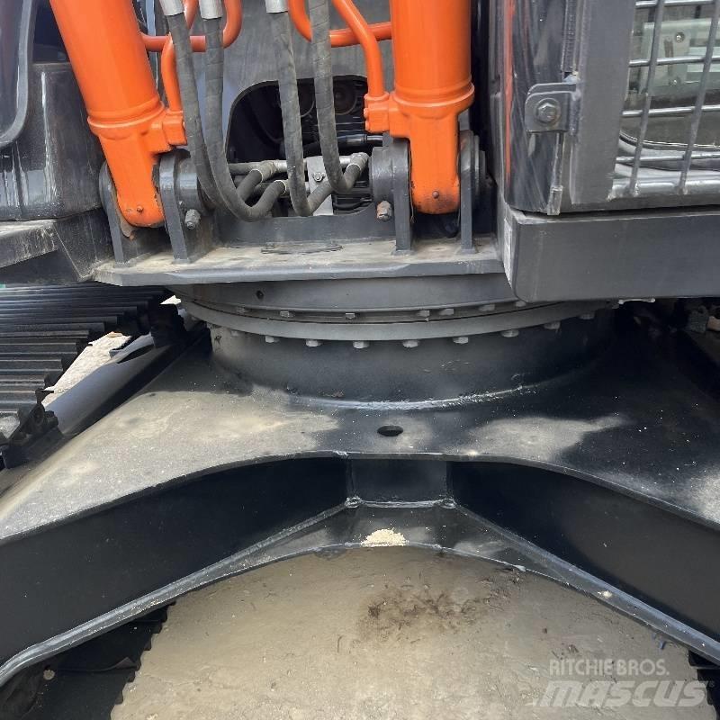 Hitachi ZX 160 Escavatori cingolati
