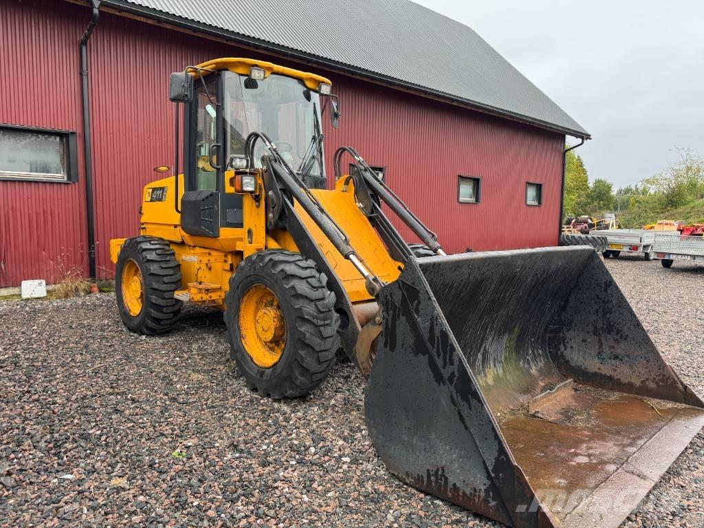 JCB 411 HT Pale gommate