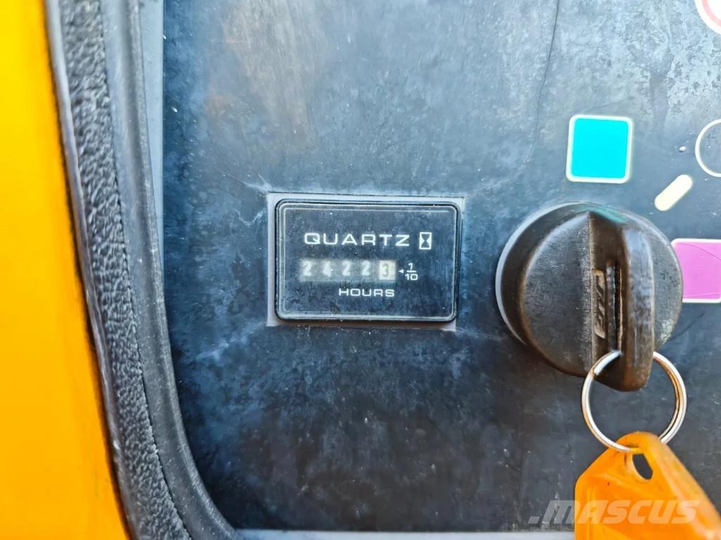 JLG 660 SJ Piattaforme a braccio telescopico