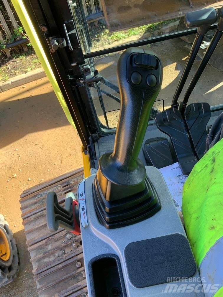 JCB 245XR LC Escavatori cingolati