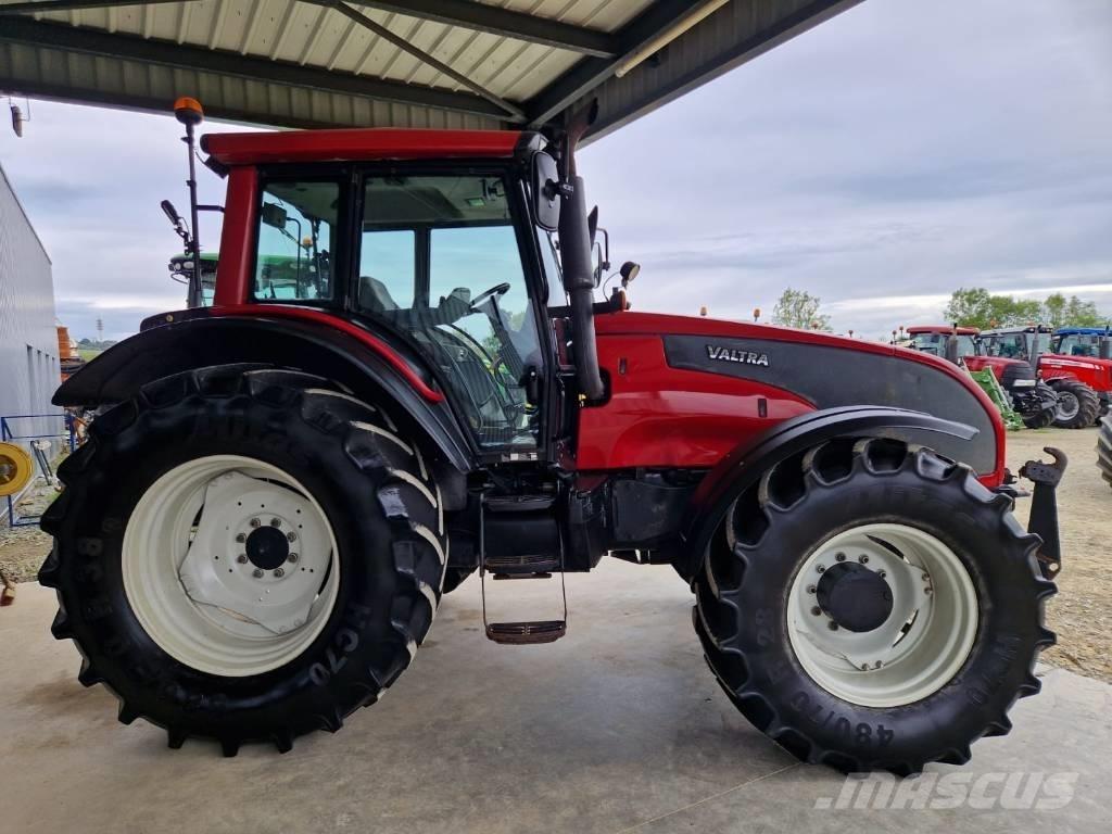 Valtra T 171 Trattori