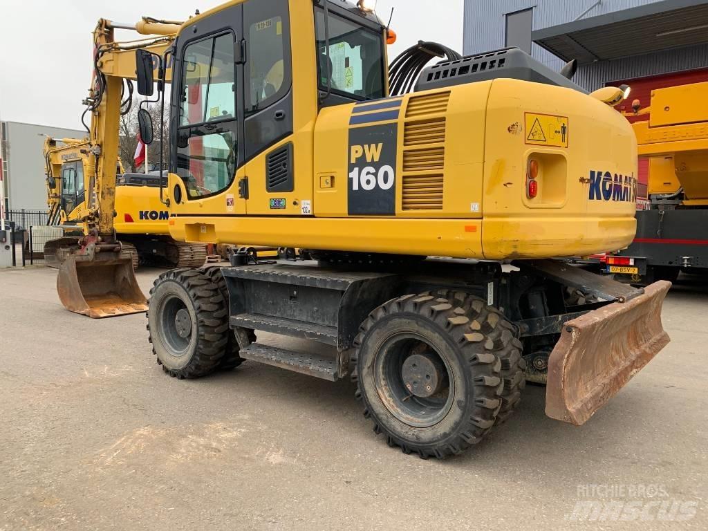 Komatsu PW 160 Escavatori gommati