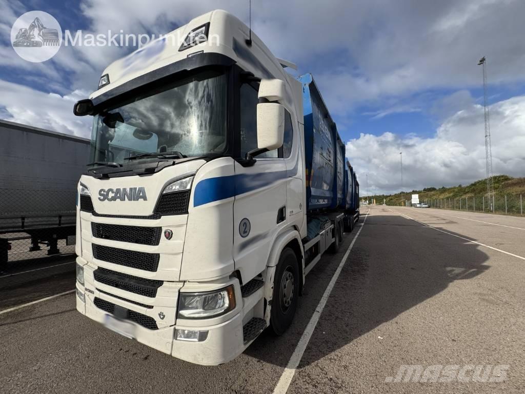 Scania R 580 EKIPAGE Camion con gancio di sollevamento