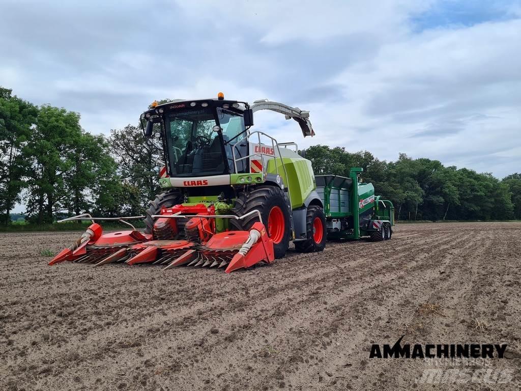 CLAAS Jaguar 940 Trince semoventi