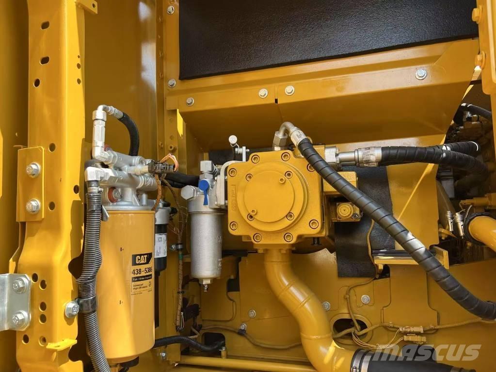 CAT 320 D GC Escavatori cingolati