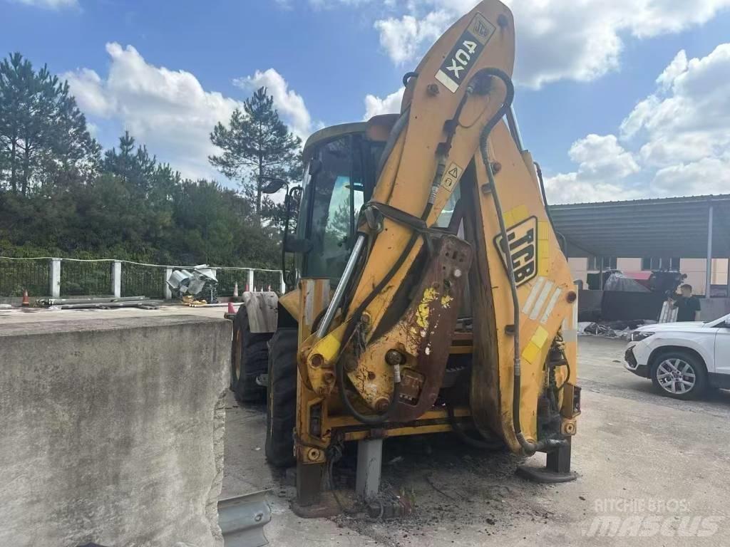 JCB 4 CX Escavatori cingolati